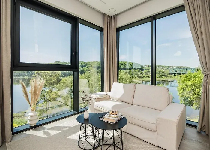 Kaunorama Riverside Suite