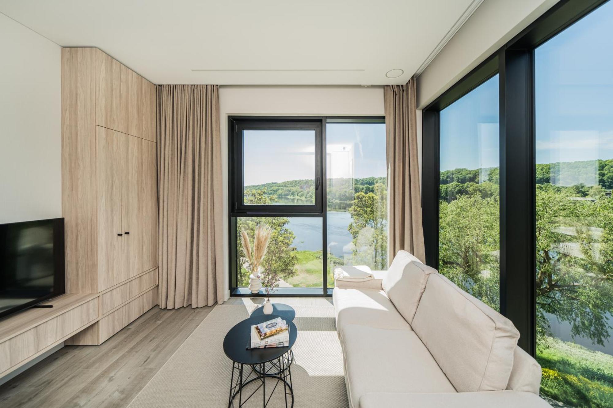 Апартаменти Kaunorama Riverside Каунас
